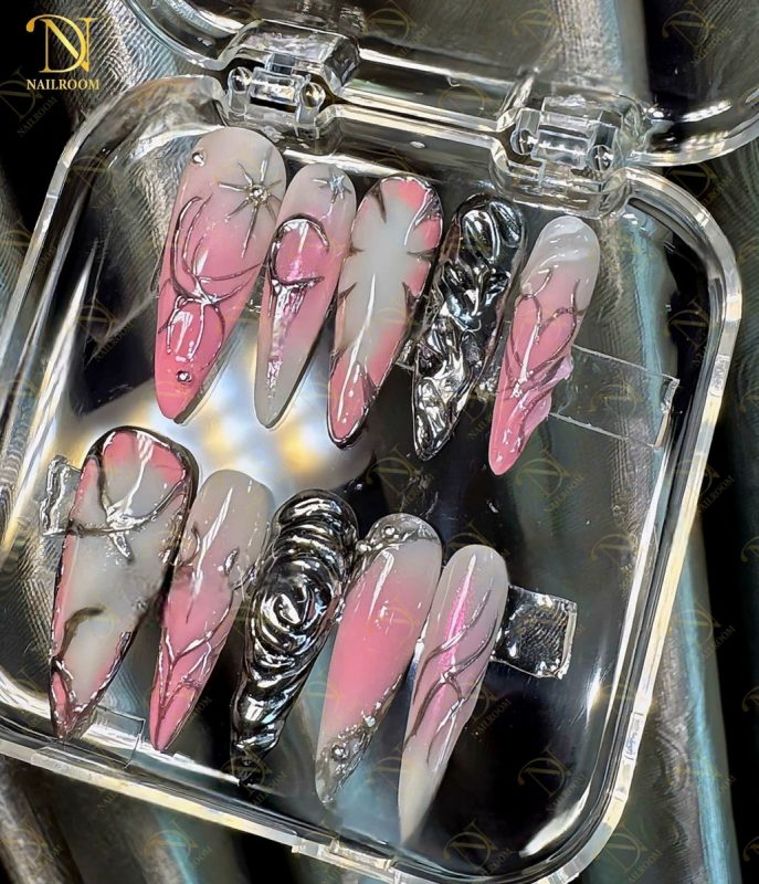 TOP NHỮNG MẪU NAILBOX BÁN CHẠY Ở MỸ 2026 - XU HƯỚNG PHONG CÁCH NAIL NGƯỜI MỸ 2 Nailbox Bán Chạy Ở Mỹ